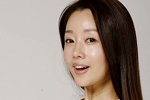 【厳選エロ画像２６枚】ユンソナのエロパンチラやおっぱいチラリＳＰ「韓国女優で成功したフェロモン女王」【永久保存版】